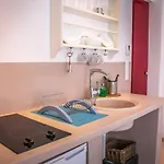 מלון Anemomiloi 3*
