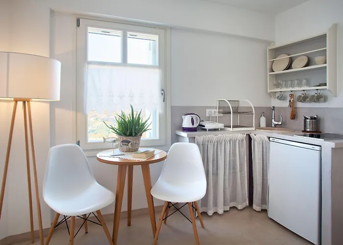 Anemomiloi 3* Andros Town