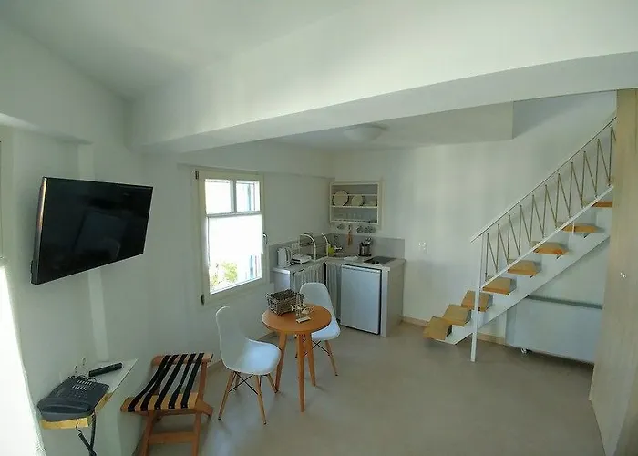 Anemomiloi Hotel Andros Town